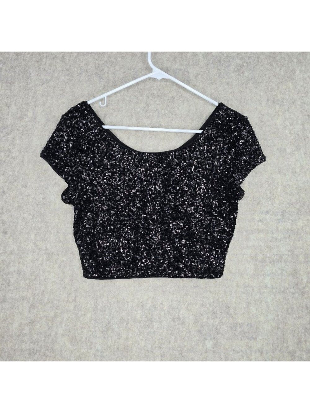 Express Womens Black Sequin Crop Top Short Sleeve Polyester Size S Party Wear